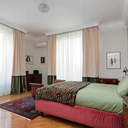 Apartament Elegant 270 Mq In Coppede-