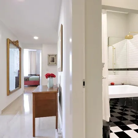 Elegant 270 Mq In Coppede- * Rom